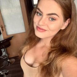 Bostanlı Olgun Escort Bayan Bircan